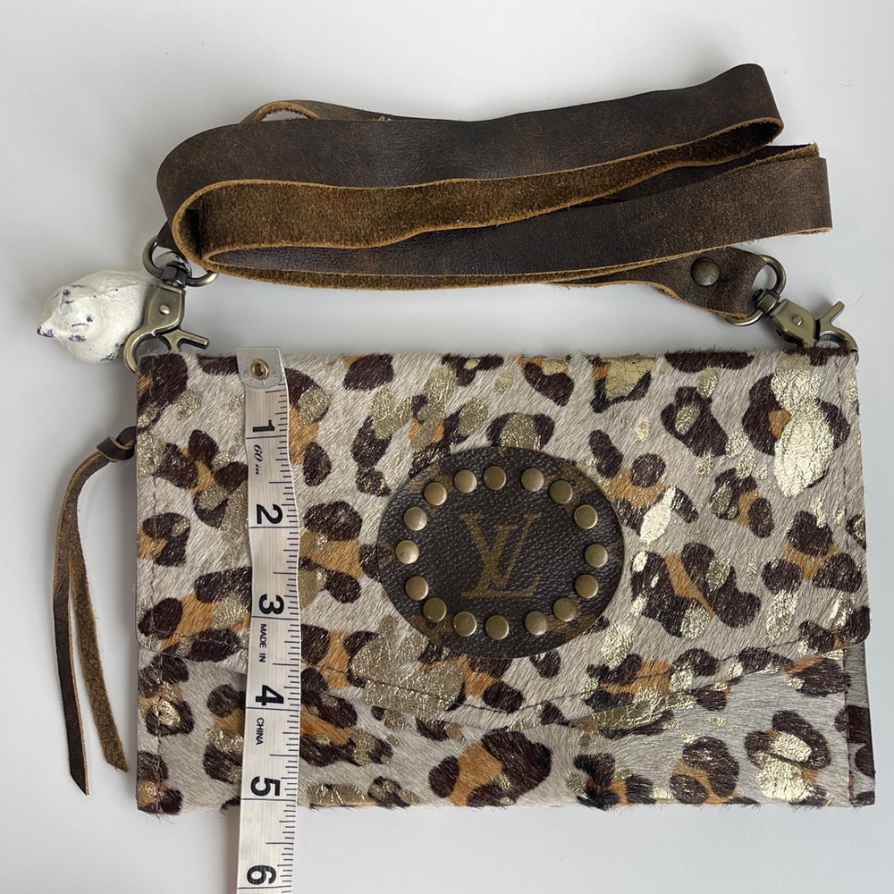 Keep It Gypsy Clutch Crossbody Bag - Picture 16 of 16